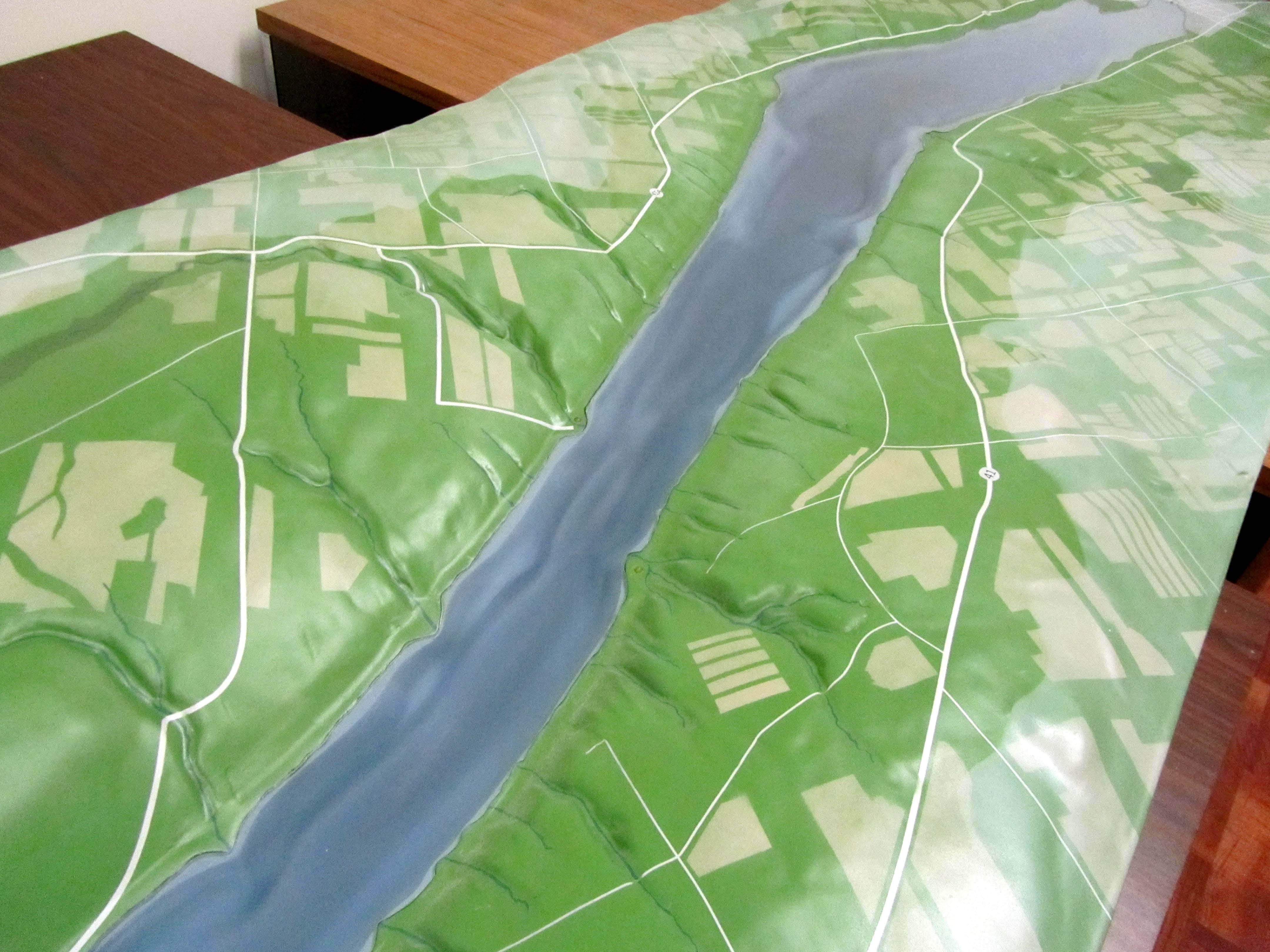 skaneateles lake topography model